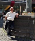Roberto 62 ans Koblenz Italie