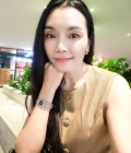 Pinyapat 44 años Bangkok Tailandia