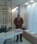 Yohan 64 años Rouen Francia