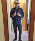 Marc 57 años Aizenay Francia