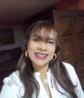 Angela 44 años Bogotá  Colombie