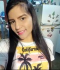 Annie 27 Jahre Medellín  Kolumbien