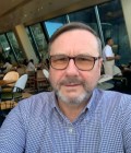 Dubaiman 63 años Dubai Emiratos Árabes Unidos
