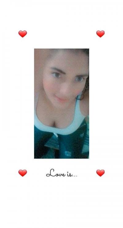 Estefani 27 años Maracay  Venezuela