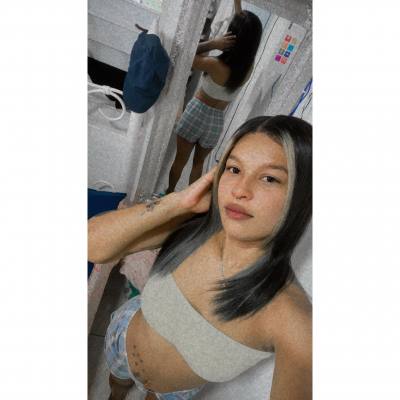 Adriana 23 ans Santiago République dominicaine