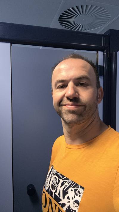 Thomas 44 ans Mons  Belgique