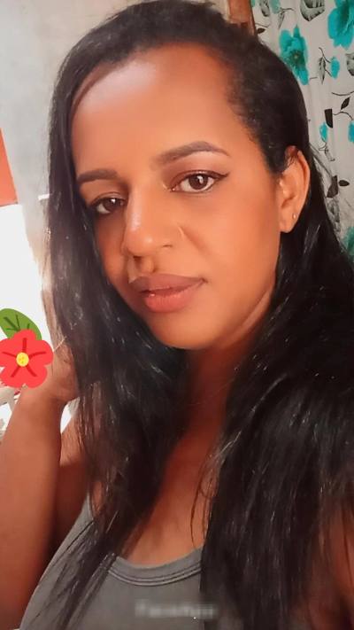 Mariza 35 años Jaguaquara Brésil