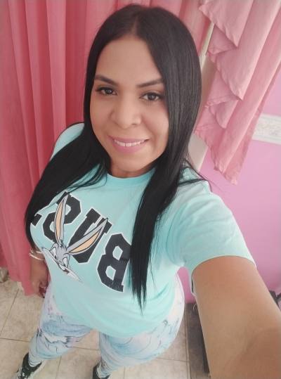 Carolay 35 años Nassau  Bahamas