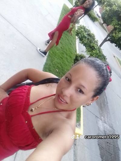 Johalis 29 años La Guaira Venezuela