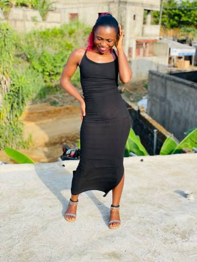 Yika 27 ans Douala Cameroun