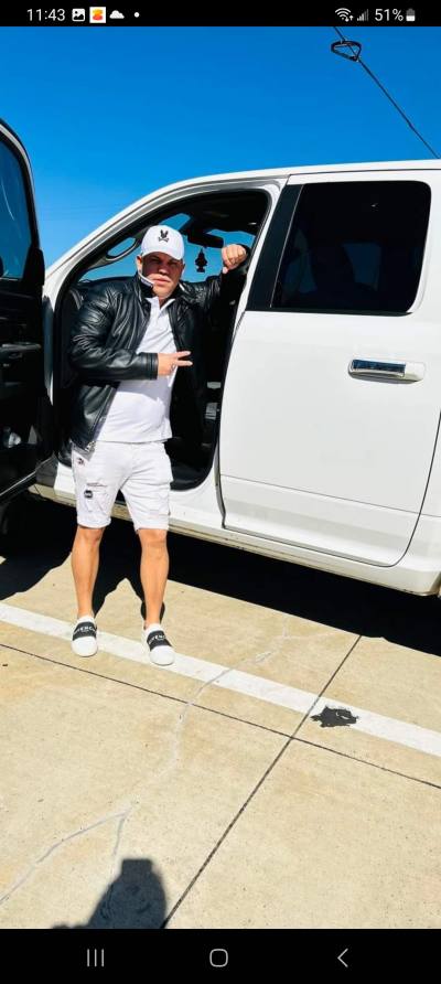 Robert 37 ans Tampa Florida  Etats-Unis
