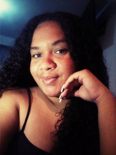 Adriana 26 años Caracas Venezuela