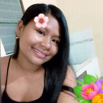 Ines 28 ans Colombia  Colombie