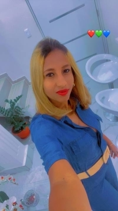 Elisa 39 Jahre Botón  Vereinigte Staaten