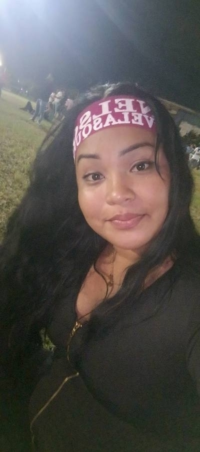 Michelle 31 años Valencia  Venezuela