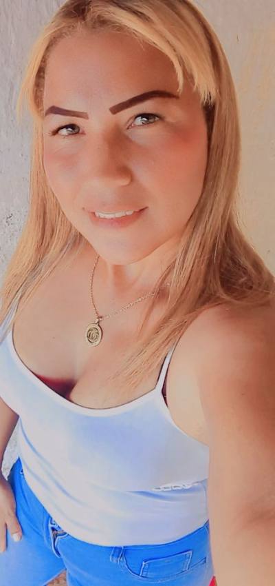 Carola 25 años Puerto Ordaz  Venezuela
