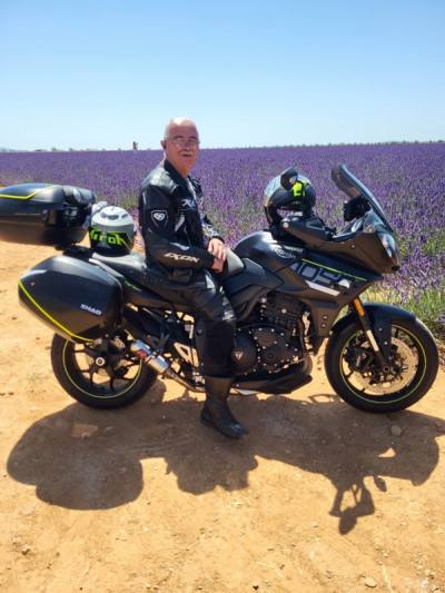 Motard 68 Jahre Gap Frankreich
