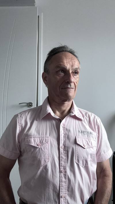 Didier 67 años Perpignan Francia