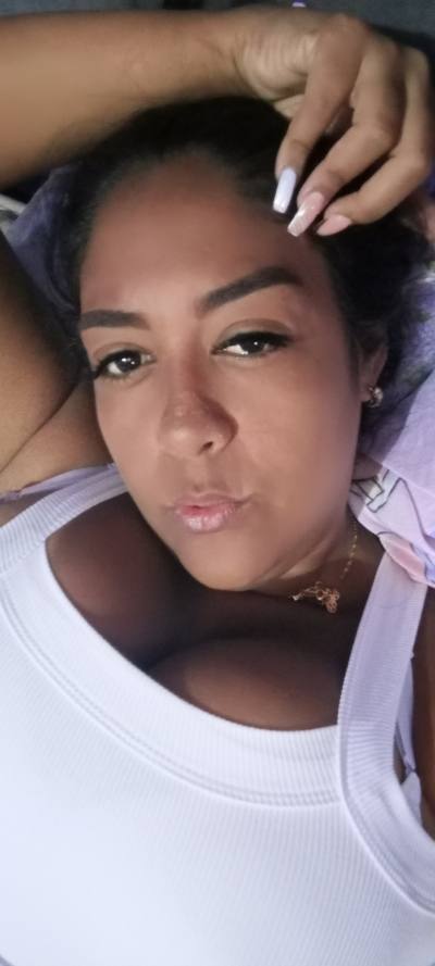 Lore 35 years La Guaira Venezuela