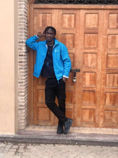 Émeraude 31 ans Casablanca  Biélorussie