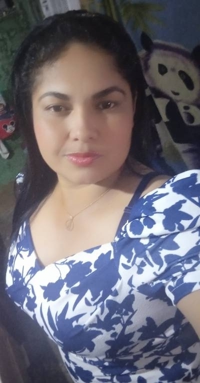 Rossy 33 years Bogotá  Colombie