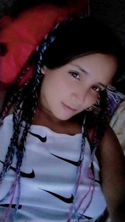 Carina 27 años Caracas Venezuela