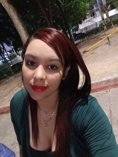 Lucy 32 ans Santiago Panama