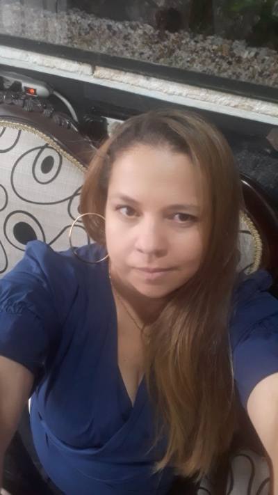 Claudia 45 años Armenia  Colombie