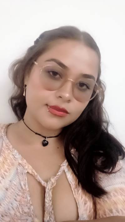 Luz 22 Jahre Medellin  Colombie