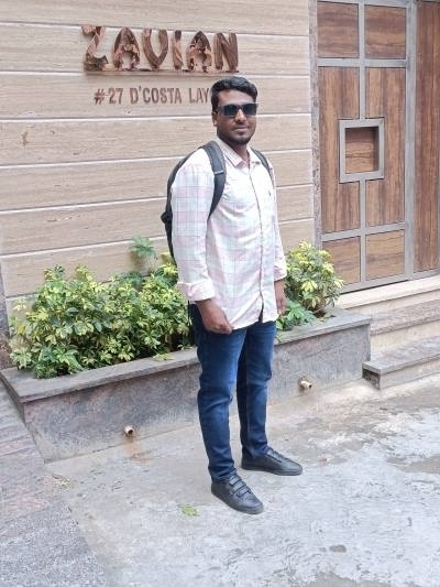 Zain 24 años Bangalore Karnataka  Albania