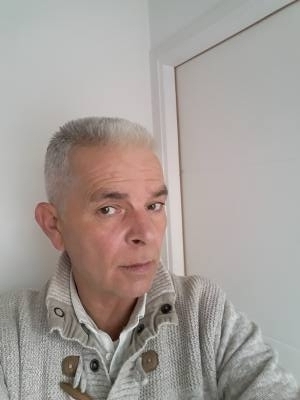 Fred 55 años Laval  Francia