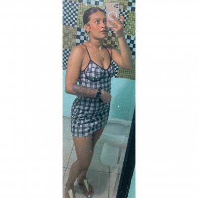 Adriana 23 ans Santiago République dominicaine
