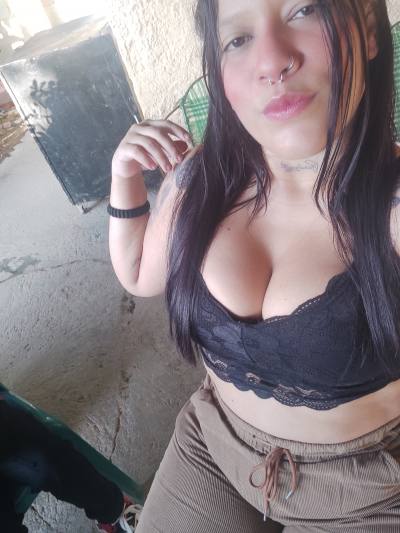 Hanna 32 Jahre Valencia Venezuela