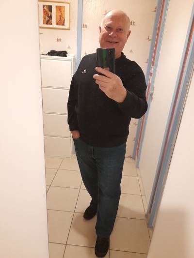 Jean claude 76 años La Rochelle France Francia