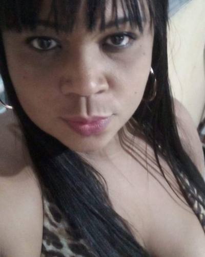 Ana 25 years São Paulo  Brésil