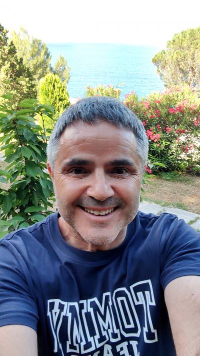 Roberto 57 años Nice Francia