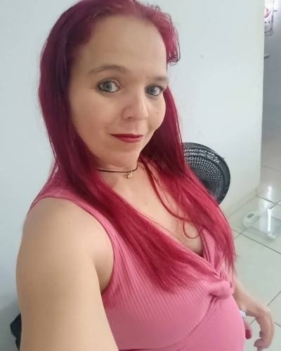 Bruna 34 ans Trindade Goiás  Brésil