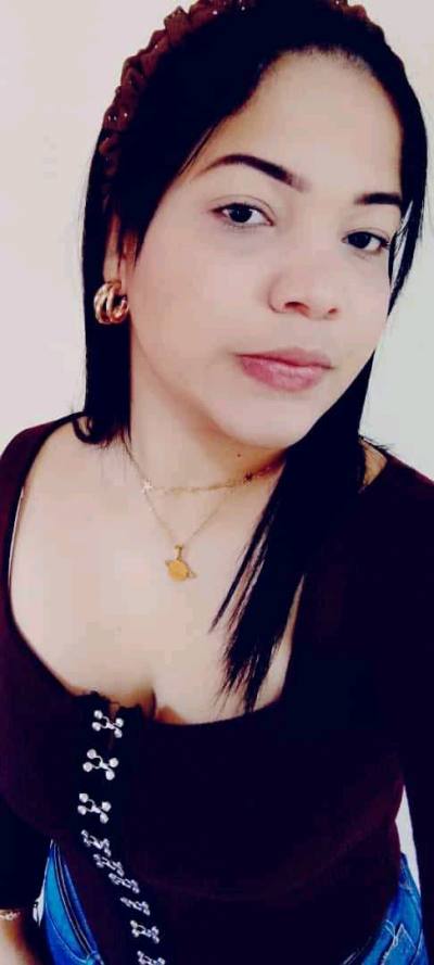 Carolina 29 years Caracas Venezuela