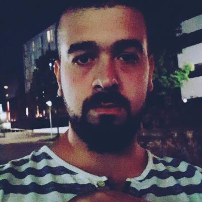 Safak 33 años München Alemania