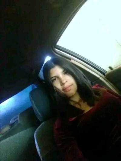 Anais 26 ans Venezuela  Pays-Bas
