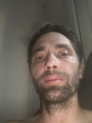 Pierrick 44 años Le Mans Francia