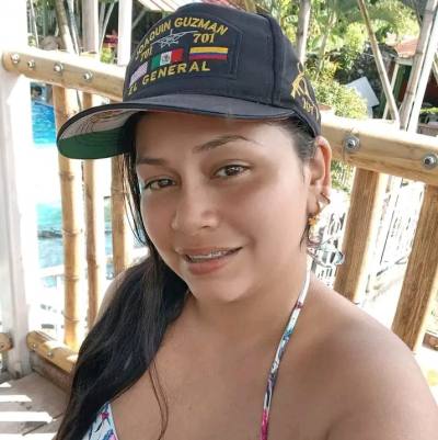 Mayerly 33 años Neiva Colombie
