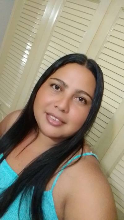 Yoselin 30 ans Barquisimeto  Venezuela