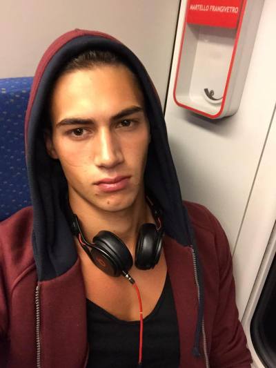 Anthony 25 Jahre Paris Frankreich