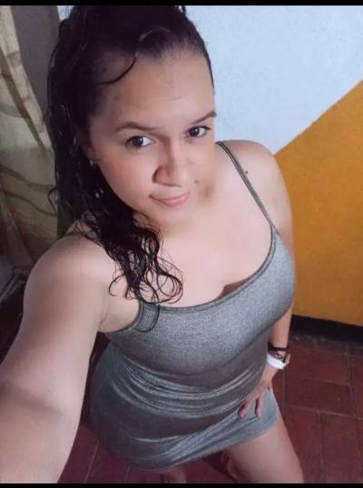 Yerli 32 years Bucaramanga Colombie