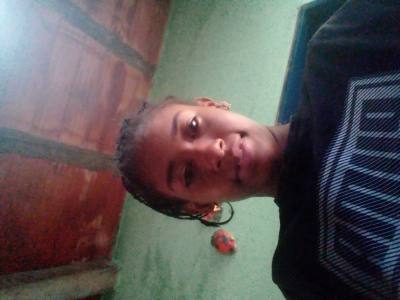 Alexandra 22 años Anaco  Venezuela