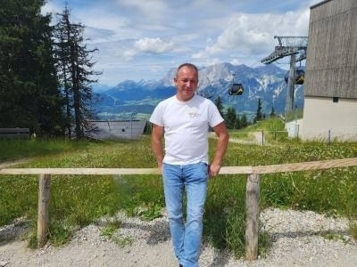 Peter 48 años Baden  Austria