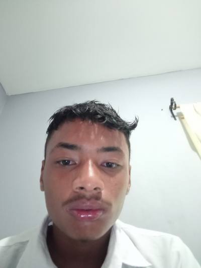 Tariq 23 ans San Ignacio  Belize