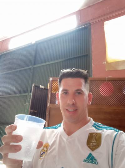 Carls 35 ans Malaga Espagne