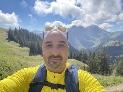 Bastiano 44 años Besançon Francia